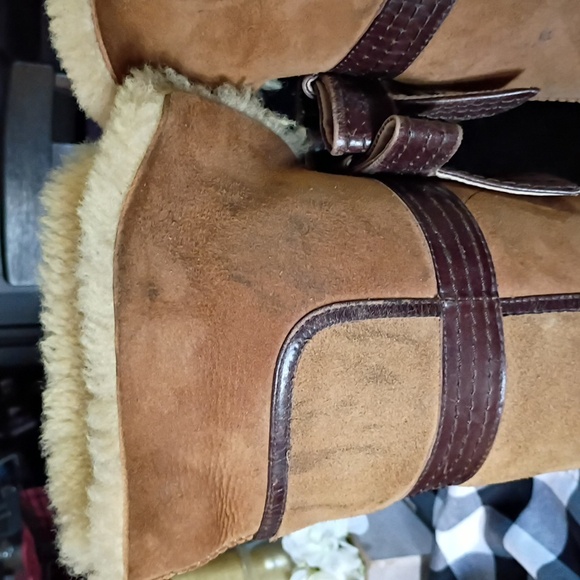 UGG GENEVIEVE BOWTRIMMED SUEDE BOOTS - Picture 9 of 16